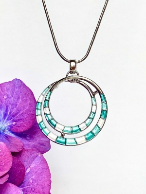 necklace Thumb