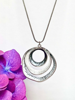 Grey Circled Necklace 