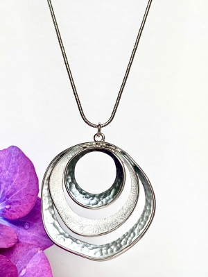 necklace Thumb
