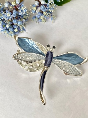brooch