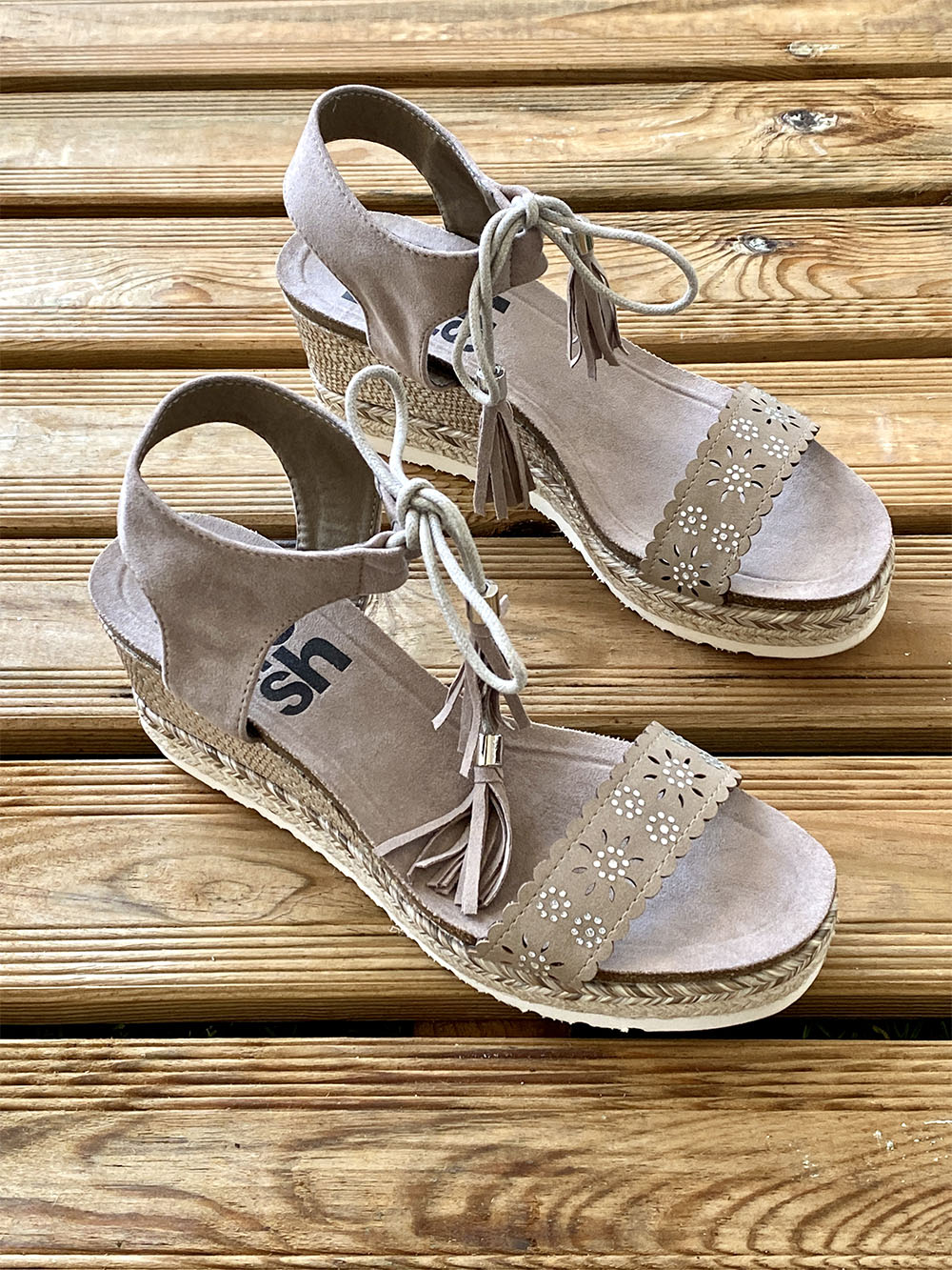 Hidden Wardrobe | Refresh Taupe Wedge Sandals